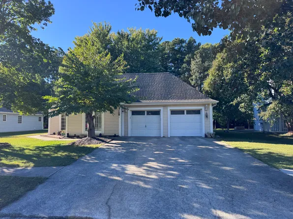 21655 Weatherby Ln, Lexington Park, MD 20653