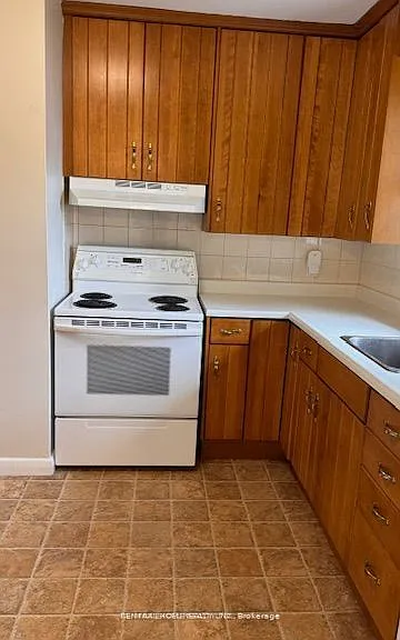 328 Jasper Ave — Photo 8