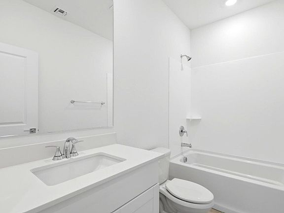 2nd image of 17791 W Woodlands Ave