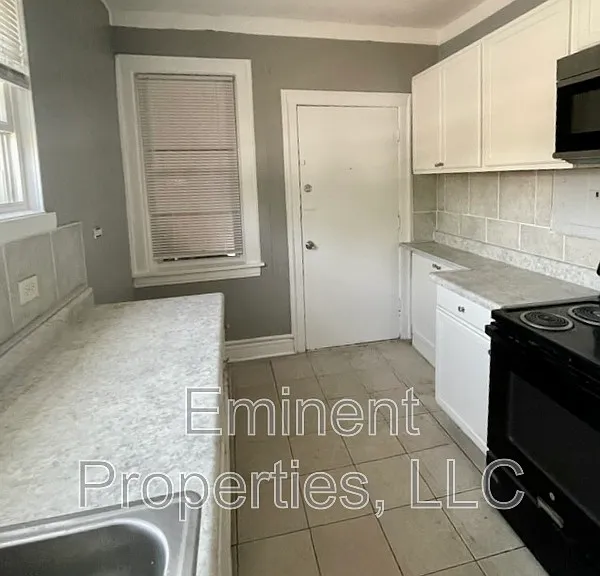 8226 S Marshfield Ave #3 — Photo 4