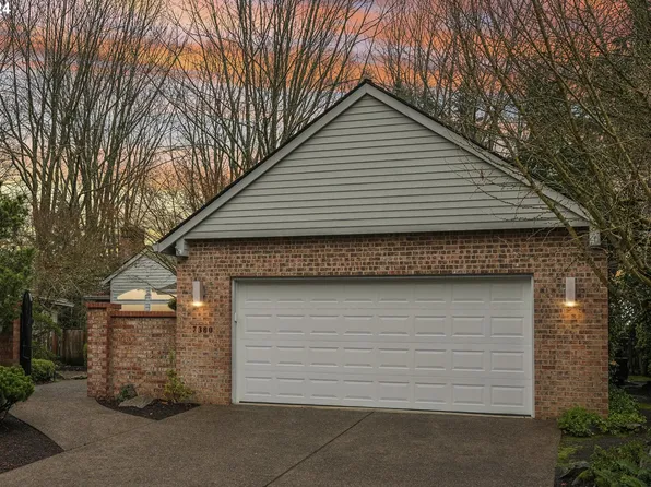 7380 SW Fairway Dr, Wilsonville, OR 97070