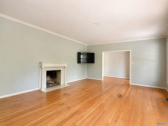 4th image of 1521 Woodland St SE