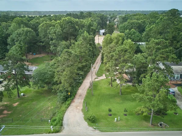 15783 E Williams Rd, Conroe, TX 77303