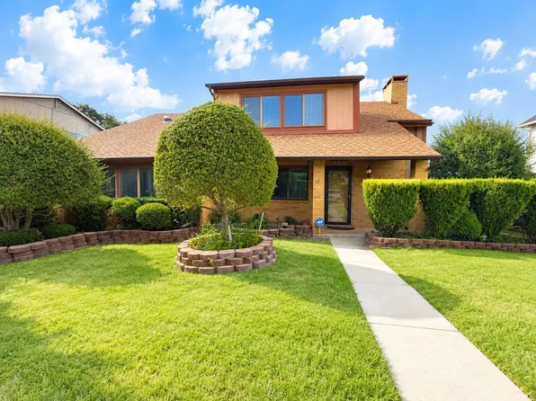1734 Hartford Dr, Carrollton, TX 75007