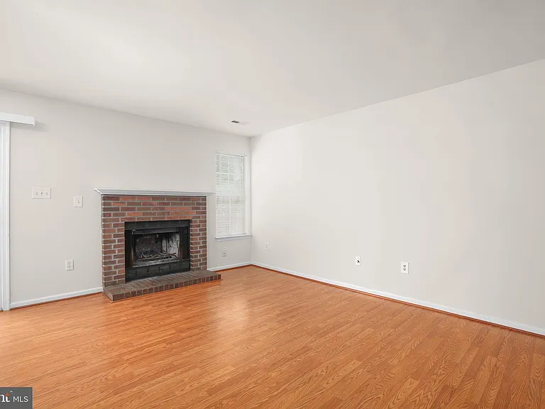 502 Wind Ridge Dr — Photo 12