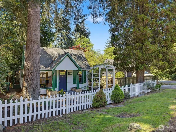 14019 23rd Avenue NE, Seattle, WA 98125