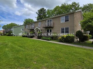 8 Hartley St APT 2, Lewiston, ME 04240