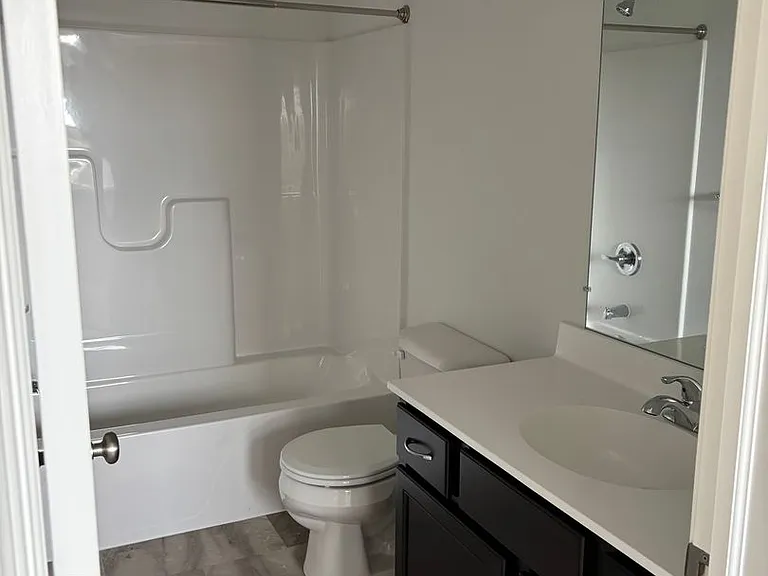 2 Meredith Way — Photo 13