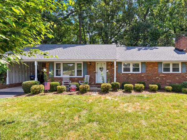 313 Cannon Cir, Fredericksburg, VA 22401