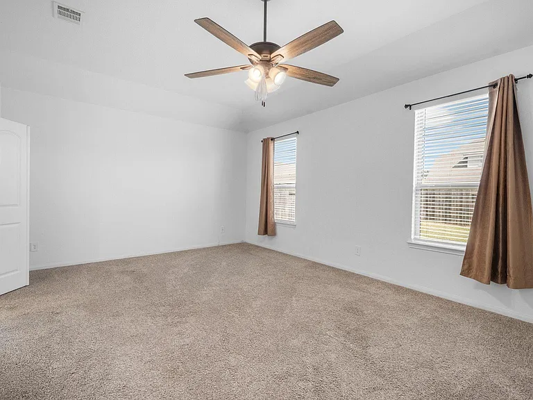1388 Grays Gully Dr — Photo 13