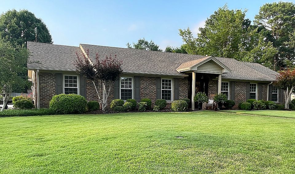 2107 Berry Ave, Florence, AL 35630 | Zillow