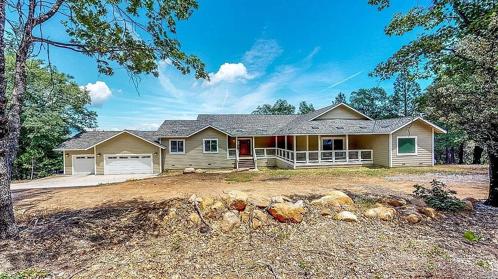 10550 Seigler Springs North Rd photo 1
