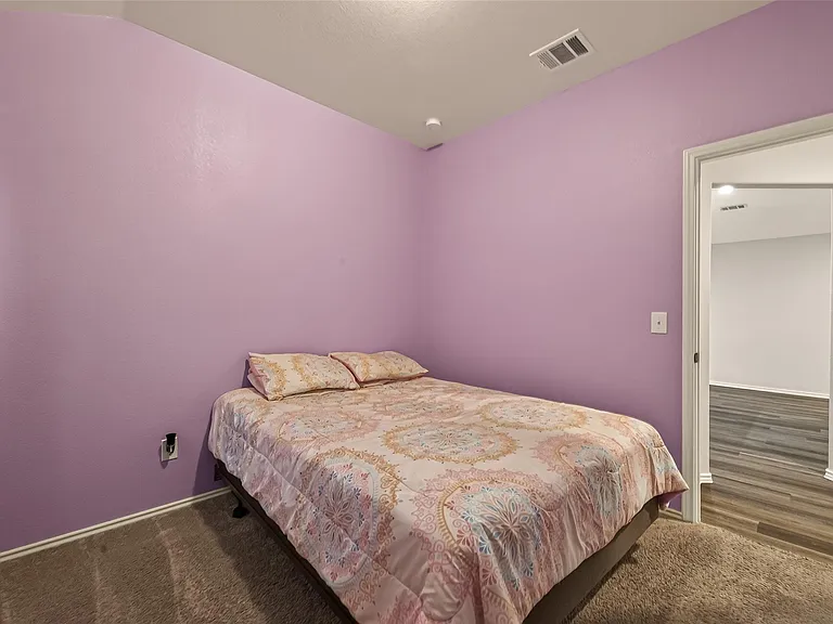 10411 Meadow Saffron Dr — Photo 18