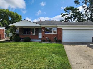 26218 Grobbel Ave, Warren, MI 48091