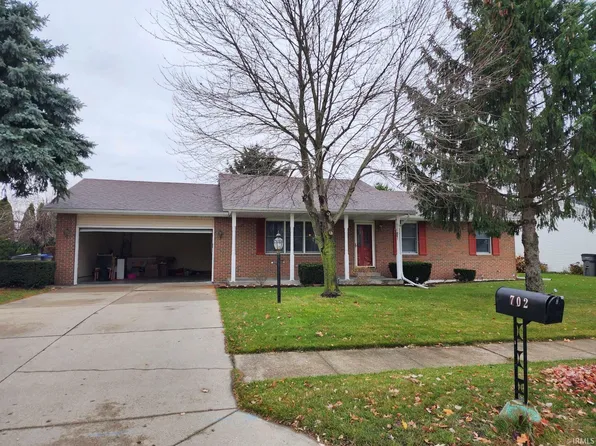 702 Alana Dr, Goshen, IN 46526