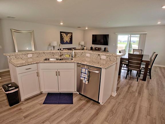 4th image of 3014 Fieldwood Cir