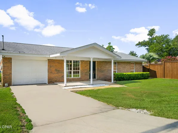 5916 Lake Dr, Panama City, FL 32404