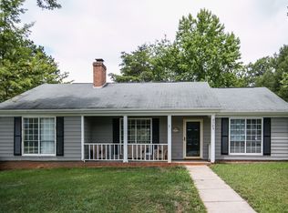 2704 Olde Whitehall Rd, Charlotte, NC 28273