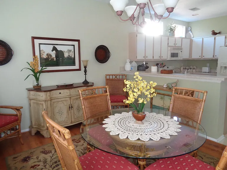 6 Coburn Ln — Photo 9