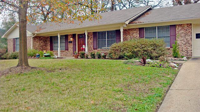 1st image of 3619 Silverwood Dr