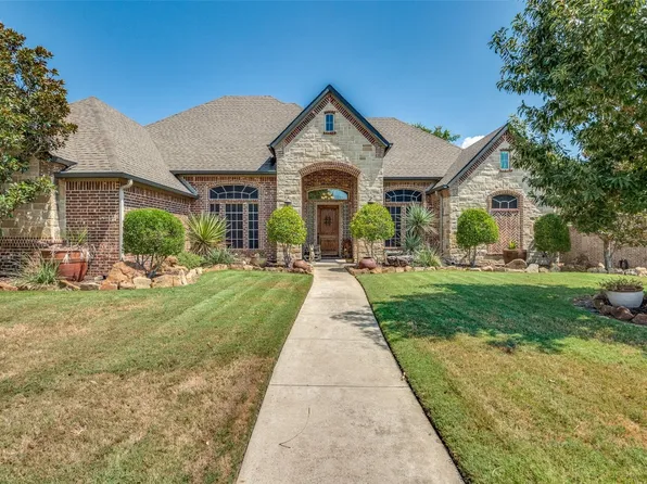 239 Williamsburg Ln, Ovilla, TX 75154