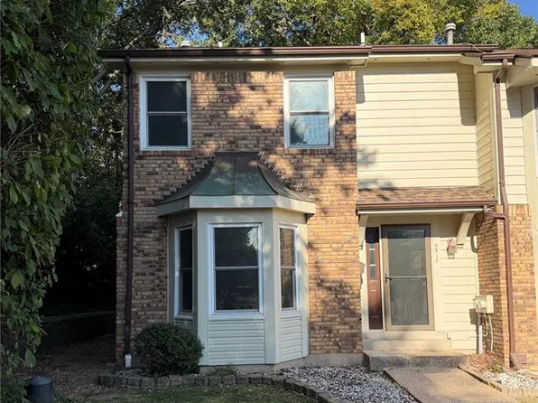 4513 Pegasus Dr, Saint Louis, MO 63129