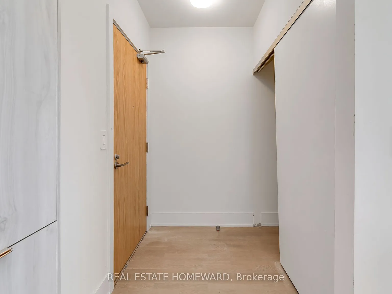 3 bed, $4,800 — Photo 1