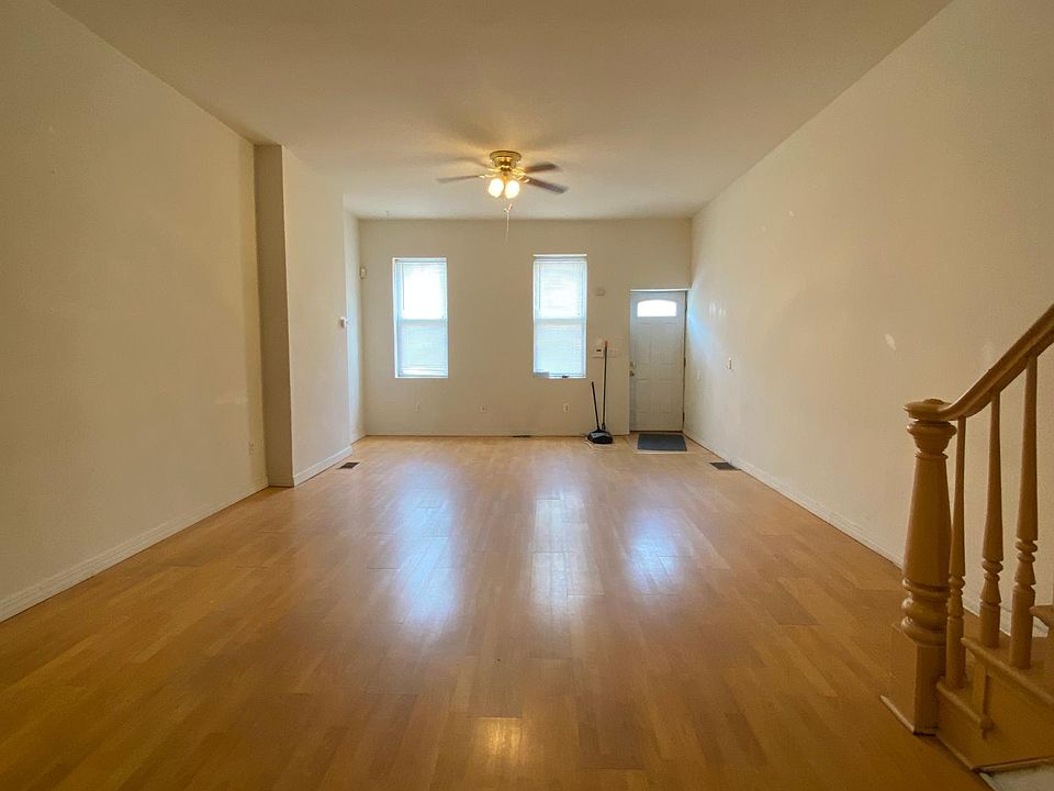 1st image of 1828 Dickinson St