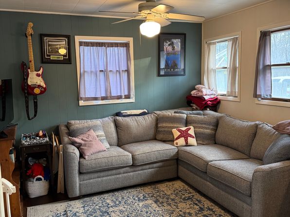 (undisclosed Address)