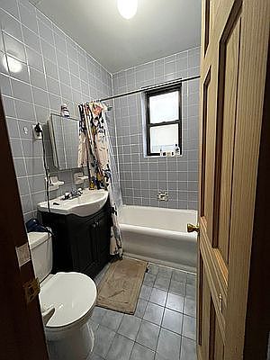 2nd image of 2143 27th St APT D3