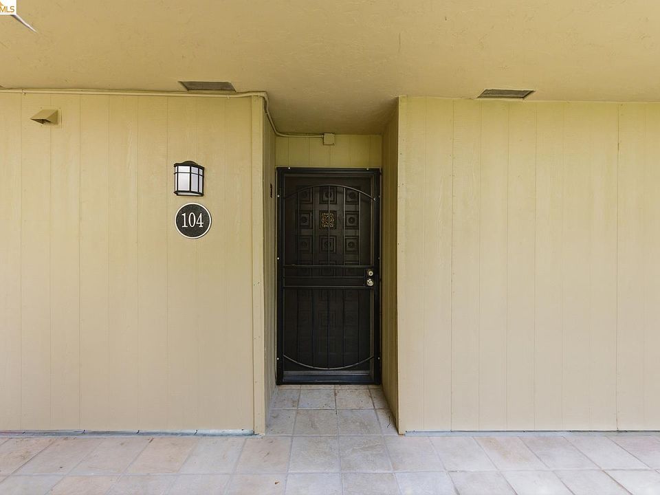 1st image of 1453 Neotomas Ave APT 104