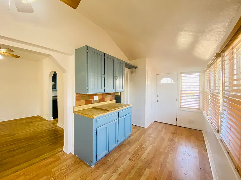 3249 E Presidio Rd — Photo 18