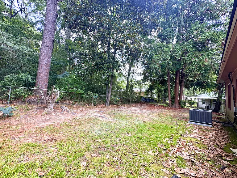 5452 Ardell Dr — Photo 15