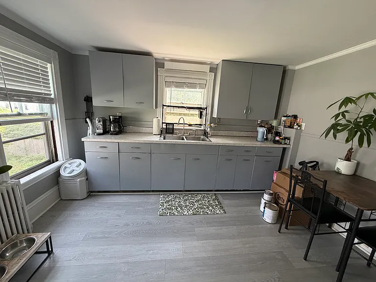 8 Kimball Ave #3 — Photo 2