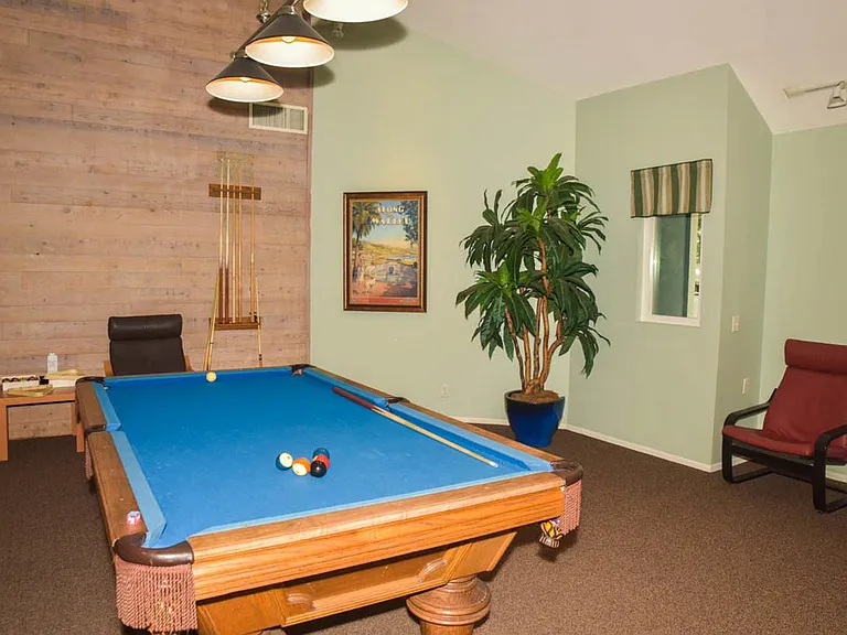 6000 Bixby Village Dr #13 — Photo 10