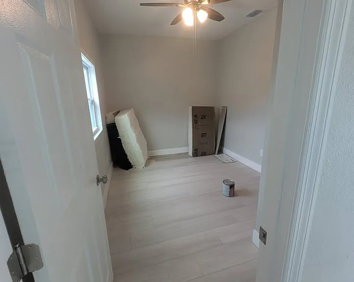 2920 Division Dr N #2 — Photo 4