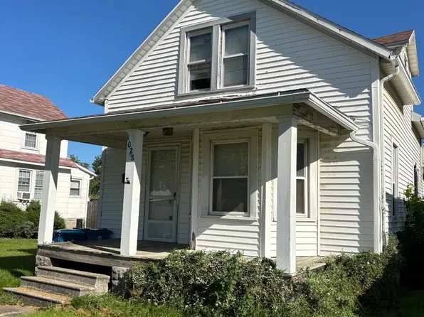 1028 Haynes St, Fremont, OH 43420