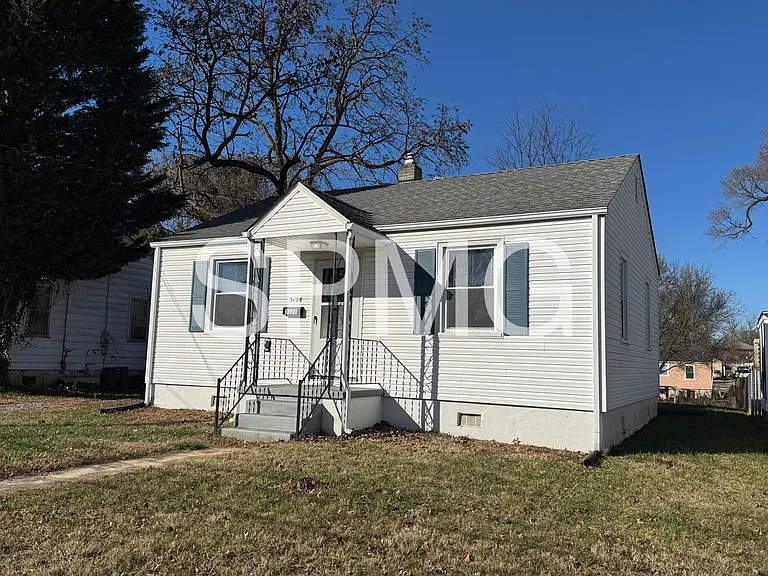 3126 Yardley Dr NW — Photo 10