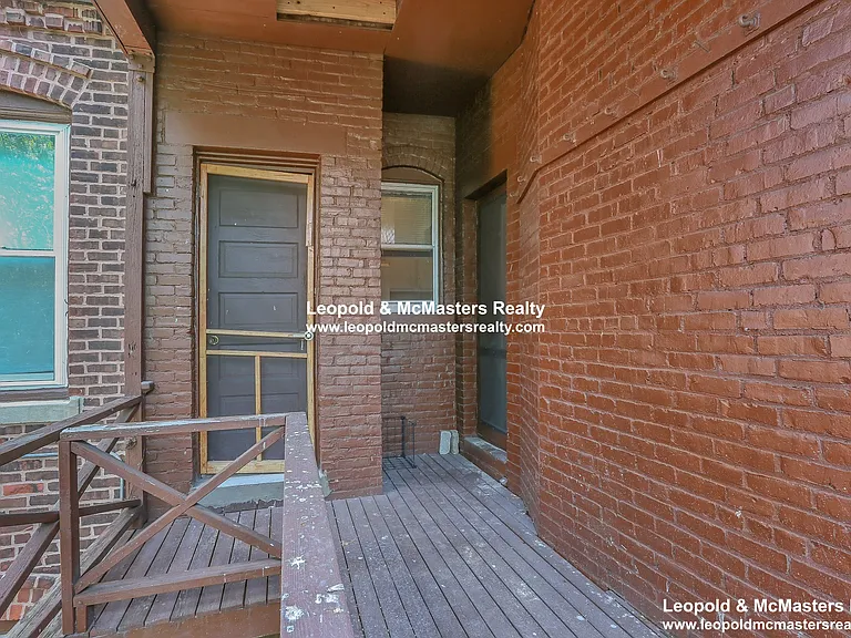 64 Winchester St #1 — Photo 4