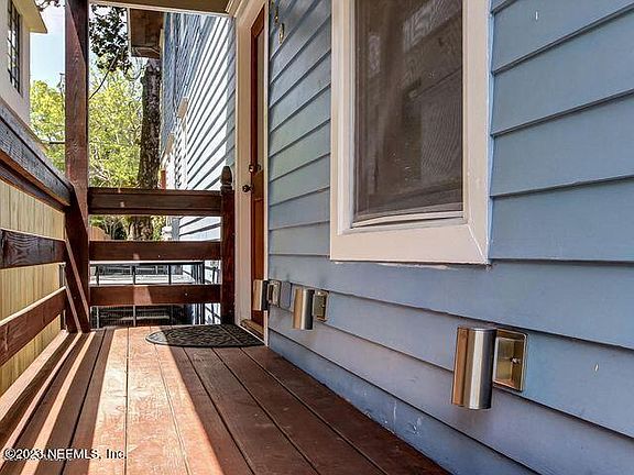 3rd image of 238 W 11TH Street