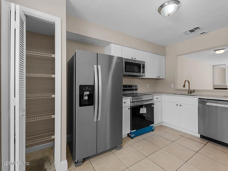 4259 Polo Ct — Photo 6