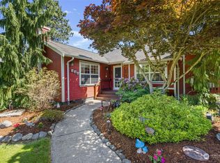 916 E McLeod Rd, Bellingham, WA 98226