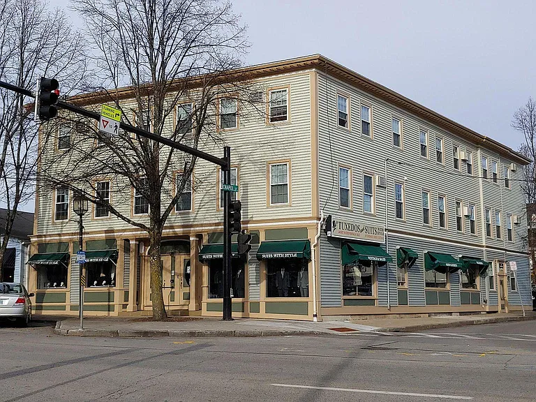 Franklin Square Downtown Dover