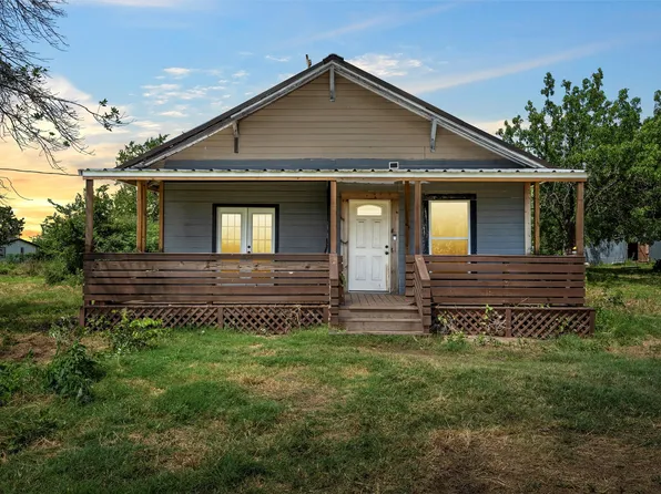 709 S Pleasant Hill Rd, Axtell, TX 76624