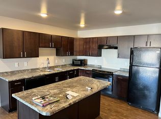 201 E Holmes St #404, Detroit Lakes, MN 56501