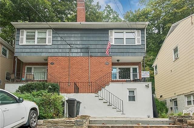 1st image of 413 Park View Ave