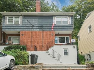 413 Park View Ave, Yonkers, NY