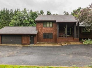 219 Summit View Rd, Gloversville, NY 12078