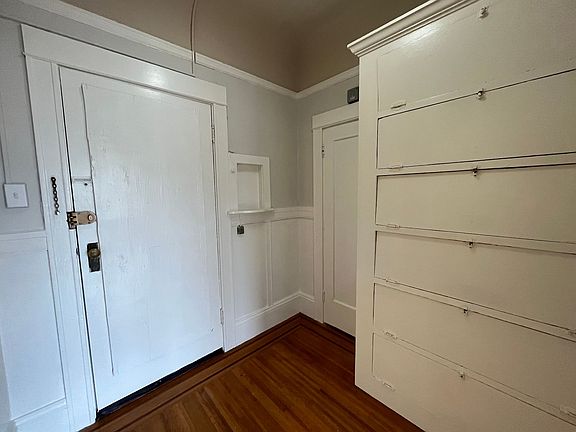 2nd image of 1700 Golden Gate Ave APT 26