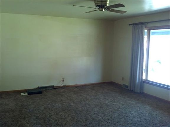 5th image of 204 W Garfield Ave